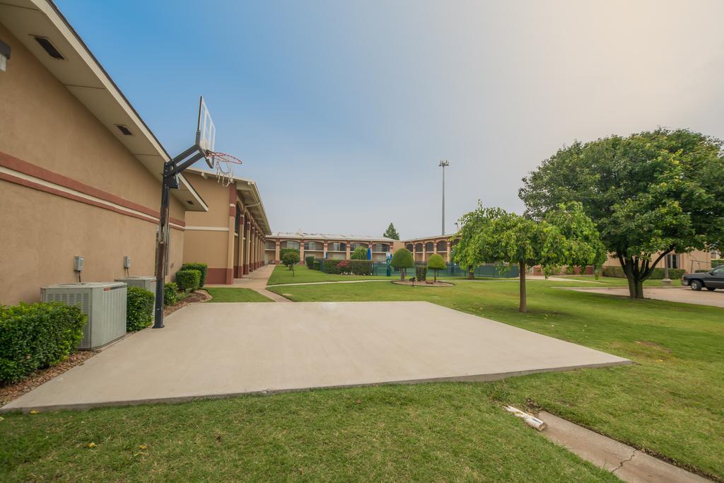 Howard Johnson By Wyndham Oklahoma City Okc Airport, Fairgrounds, I40 Εξωτερικό φωτογραφία