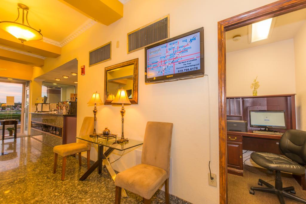 Howard Johnson By Wyndham Oklahoma City Okc Airport, Fairgrounds, I40 Εξωτερικό φωτογραφία