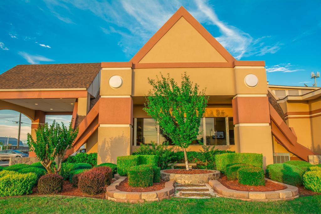 Howard Johnson By Wyndham Oklahoma City Okc Airport, Fairgrounds, I40 Εξωτερικό φωτογραφία