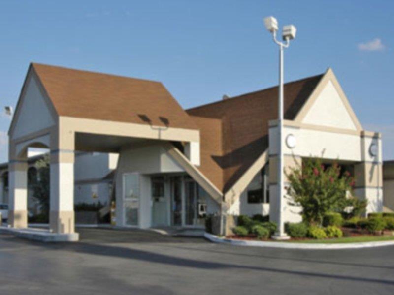Howard Johnson By Wyndham Oklahoma City Okc Airport, Fairgrounds, I40 Εξωτερικό φωτογραφία