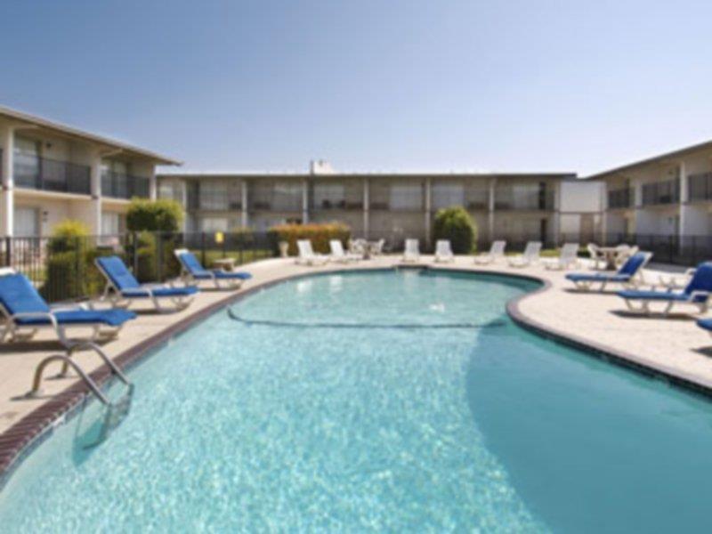 Howard Johnson By Wyndham Oklahoma City Okc Airport, Fairgrounds, I40 Ανέσεις φωτογραφία