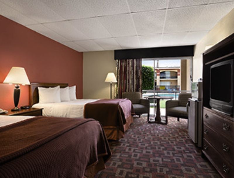 Howard Johnson By Wyndham Oklahoma City Okc Airport, Fairgrounds, I40 Εξωτερικό φωτογραφία